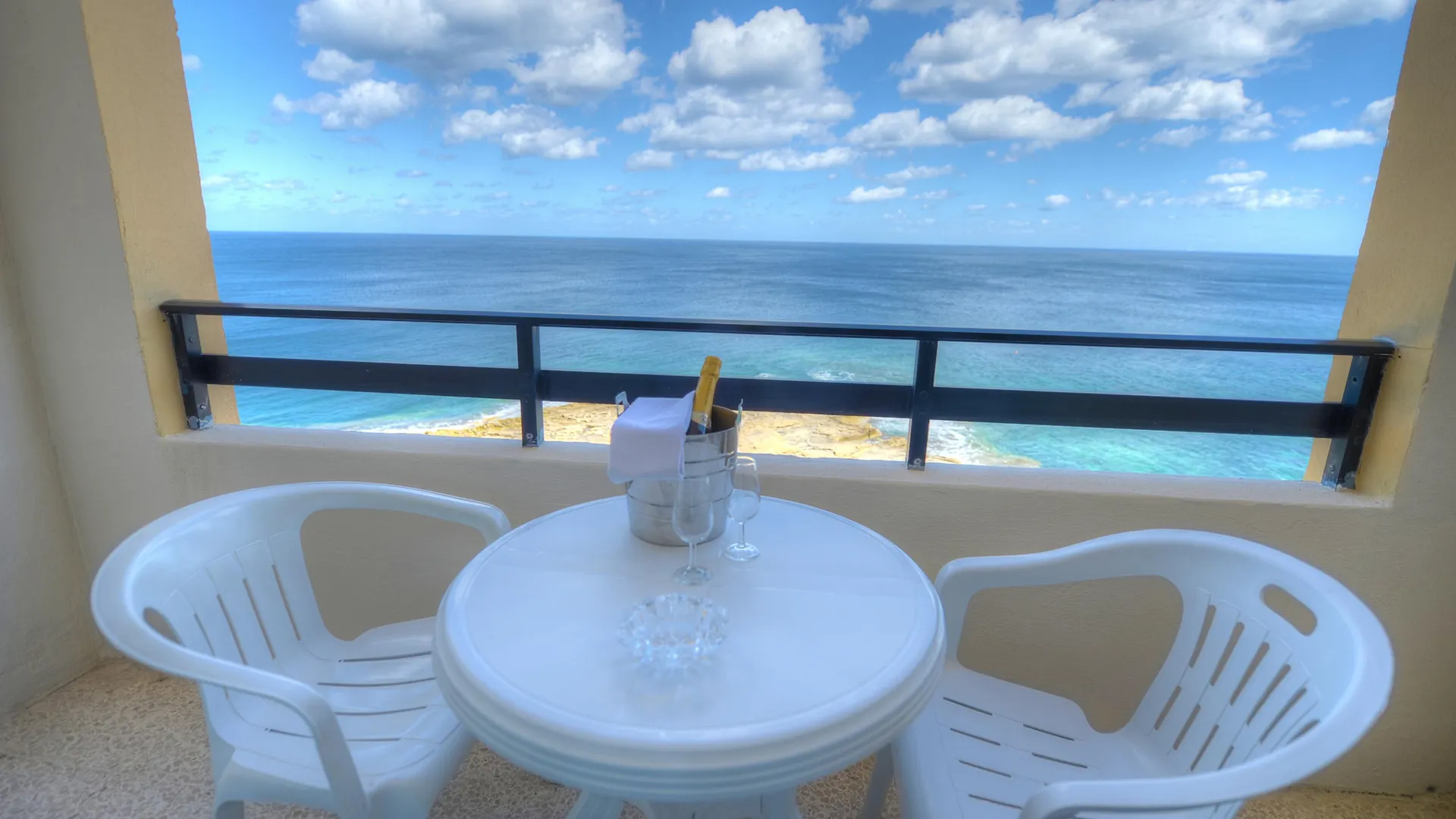 Europa Hotel Sliema 2*,  Malta
